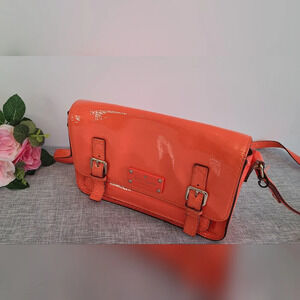 Kate Spade Neon Coral New York Flicker Ellie Patent Leather Clutch Crossbody Bag